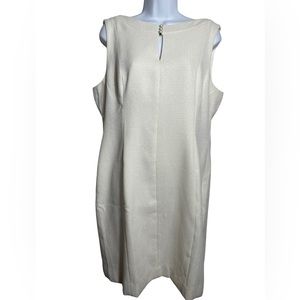 NWT Chelsea Rose dress size 16‎ cream ivory dress w/ speck of gold 💛💛